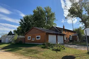 209 S Teal St, Janesville, MN 56048 - Photo 1