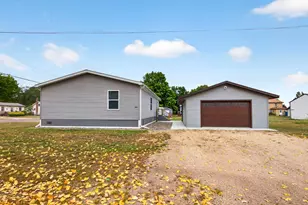 400 E Baldwin Ave, Kellogg, MN 55945 - Photo 3