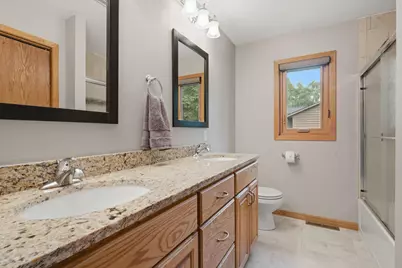 2704 13th Avenue NW, Willmar, MN 56201 - Photo 11