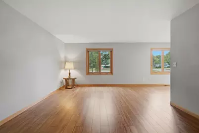 2704 13th Avenue NW, Willmar, MN 56201 - Photo 7
