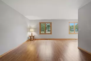 2704 13th Ave NW, Willmar, MN 56201 - Photo 7