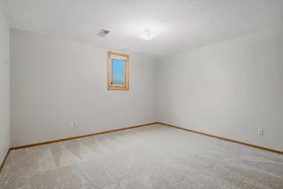 2704 13th Avenue NW, Willmar, MN 56201 - Photo 17