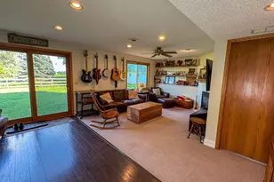 1656 Mark Ct, Shakopee, MN 55379 - Photo 23