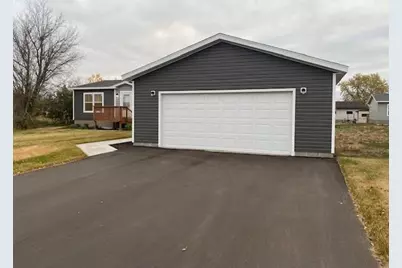 404 NE 1st Street, Staples, MN 56479 - Photo 11