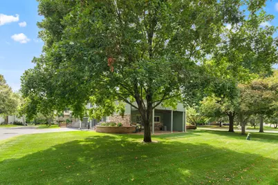11143 Vessey Circle, Bloomington, MN 55437 - Photo 31