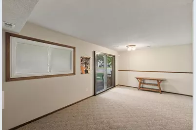 11143 Vessey Circle, Bloomington, MN 55437 - Photo 23