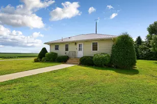 188 40th St, Dunnell, MN 56127 - Photo 9
