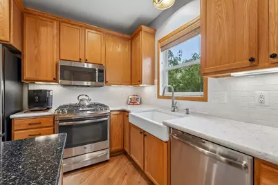 10733 Falling Water Lane #B, Woodbury, MN 55129 - Photo 7