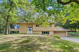 4550 N Benton Dr, Sauk Rapids, MN 56379 - Photo 1