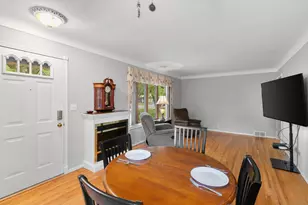 2726 Dellwood St, Roseville, MN 55113 - Photo 5