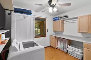 2726 Dellwood St, Roseville, MN 55113 - Photo 13