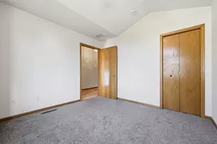 614 Golden Gate Ln, Winsted, MN 55395 - Photo 17