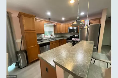 7308 Fremont Avenue N, Brooklyn Park, MN 55444 - Photo 9