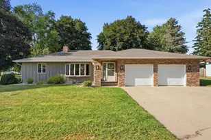 243 E Dahlstrom Ave, Appleton, MN 56208 - Photo 1