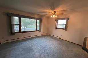 906 15th St S, Benson, MN 56215 - Photo 11
