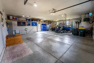 864 Goves Way, Madelia, MN 56062 - Photo 33