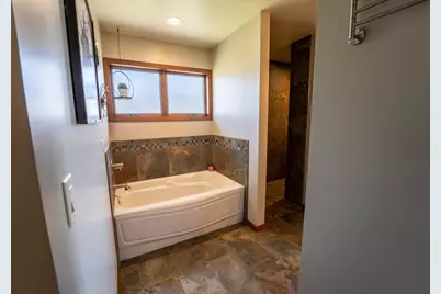864 Goves Way, Madelia, MN 56062 - Photo 23