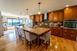 864 Goves Way, Madelia, MN 56062 - Photo 9