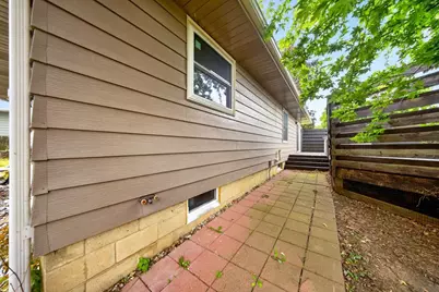 402 Sunset Court NE, Stewartville, MN 55976 - Photo 47
