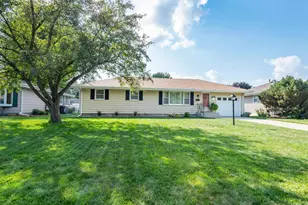 948 Main St S, Shakopee, MN 55379 - Photo 1