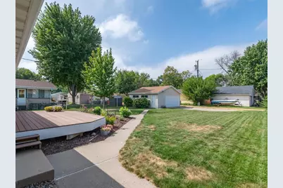 948 Main Street S, Shakopee, MN 55379 - Photo 27