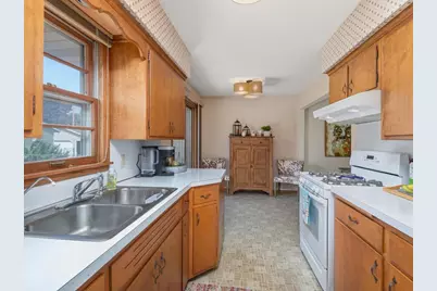 948 Main Street S, Shakopee, MN 55379 - Photo 15