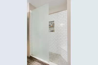 929 Portland Avenue #1807, Minneapolis, MN 55404 - Photo 17
