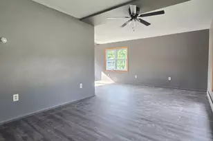 420 5th St SW, Plainview, MN 55964 - Photo 5