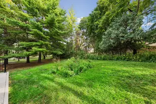 18065 Berry Ln, Wayzata, MN 55391 - Photo 49