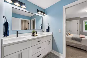 18065 Berry Ln, Wayzata, MN 55391 - Photo 33