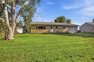 261 Dupont Ave NE, Hector, MN 55342 - Photo 3