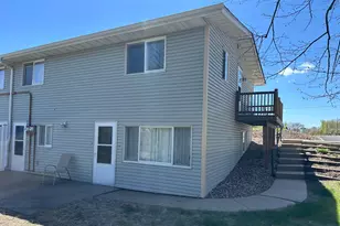 520 W State St, Belle Plaine, MN 56011 - Photo 3