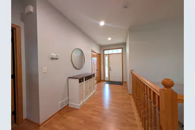 501 Mercedes Drive, Marshall, MN 56258 - Photo 3