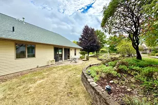 2520 Sunny Meadow Ln, Red Wing, MN 55066 - Photo 9