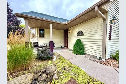 2520 Sunny Meadow Lane, Red Wing, MN 55066 - Photo 11