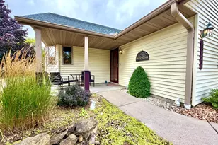 2520 Sunny Meadow Ln, Red Wing, MN 55066 - Photo 11