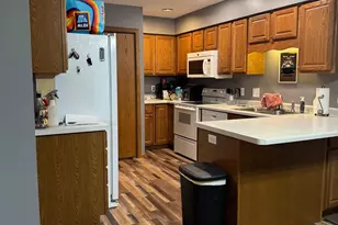 614 Raymond St, Somerset, WI 54025 - Photo 3