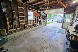 819 5th St SW, Pipestone, MN 56164 - Photo 47
