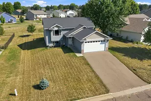 1381 Pheasant Run, New Richmond, WI 54017 - Photo 1