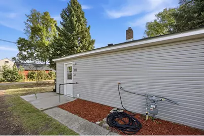 109 2nd Avenue SW, Dilworth, MN 56529 - Photo 3