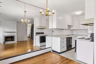 2928 Dean Pkwy, Minneapolis, MN 55416 - Photo 11