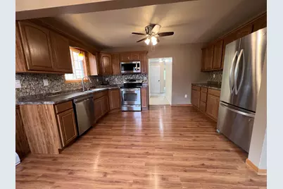 719 Garfield St, Eveleth, MN 55734 - Photo 9