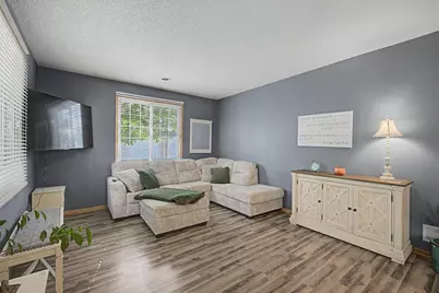 9648 Peony Lane N, Maple Grove, MN 55311 - Photo 5