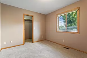 805 Pond View Ct, Braham, MN 55006 - Photo 15