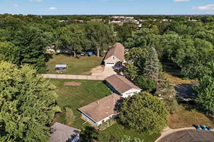4500 Nord Dr, Bloomington, MN 55437 - Photo 37