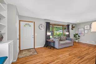 4500 Nord Dr, Bloomington, MN 55437 - Photo 5