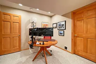 6560 Shadow Ln, Chanhassen, MN 55317 - Photo 39