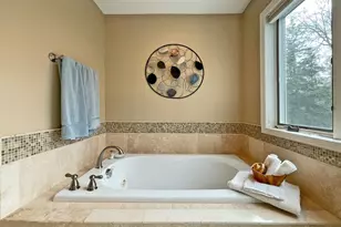 6560 Shadow Ln, Chanhassen, MN 55317 - Photo 23