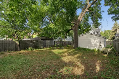 1918 Quincy Street NE, Minneapolis, MN 55418 - Photo 33