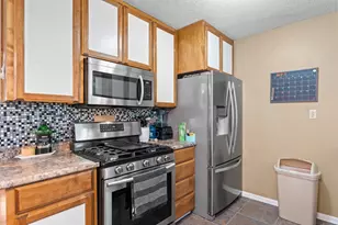 1523 Old Hudson Rd, Saint Paul, MN 55106 - Photo 11
